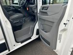 VOLKSWAGEN CRAFTER CR35 TDI M HIGH ROOF 177 8 SPEED DSG AUTO TRENDLINE IN CANDY WHITE - EURO SIX - 3381 - 14