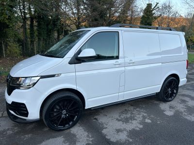 Used VOLKSWAGEN TRANSPORTER in Mid Glamorgan South Wales for sale