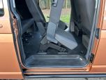 VOLKSWAGEN TRANSPORTER T6.1 150 7 SPEED DSG AUTO 8 SEAT SHUTTLE SE SWB IN COPPER BRONZE - EURO SIX - 3440 - 4