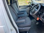 VOLKSWAGEN TRANSPORTER T6 TDI 6 SEAT KOMBI TRENDLINE SWB IN CANDY WHITE - 3470 - 29