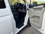 VOLKSWAGEN TRANSPORTER T6 TDI 6 SEAT KOMBI TRENDLINE SWB IN CANDY WHITE - 3470 - 25