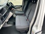 VOLKSWAGEN TRANSPORTER T6 TDI 150 6 SPEED STARTLINE SWB WINDOW VAN WITH TAILGATE IN CANDY WHITE - EURO SIX - 3330 - 10