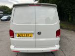 VOLKSWAGEN TRANSPORTER T6.1 TDI STARTLINE SWB IN THE STUNNING ASCOT GREY - EURO SIX - 3334 - 5